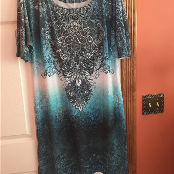 Meet your Posher, Anita - Picture 1 of 2